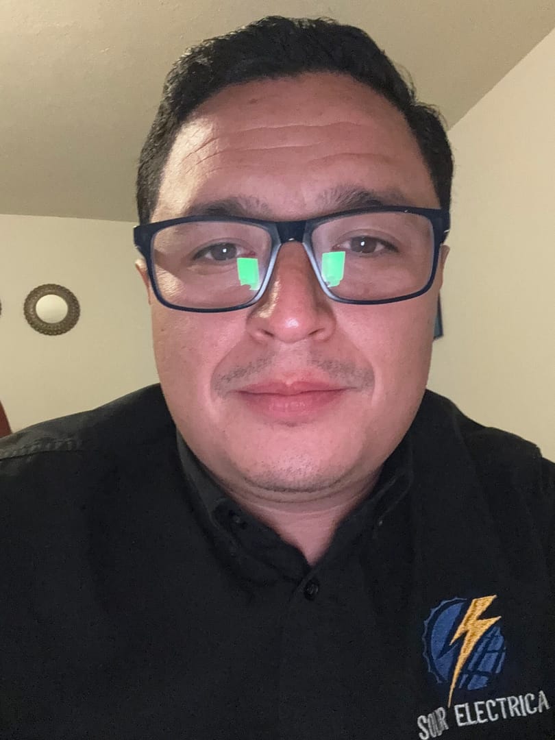 EDUARDO GALINDO CORONA